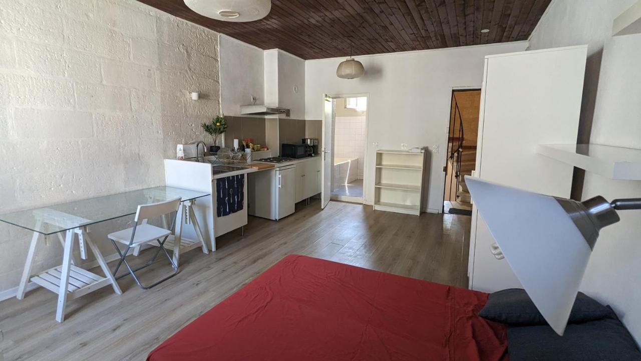 Hypercentre, Place Pie, Residence Amphoux Charmants Appartements Ou Studio Proche De La Gare Parkings Et Palais Des Papes Avignon Buitenkant foto
